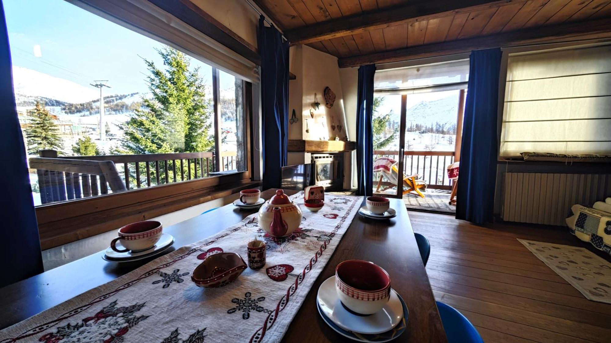 Hostdomus - Imperial Chalet Villa Colle Colle Sestriere Kültér fotó