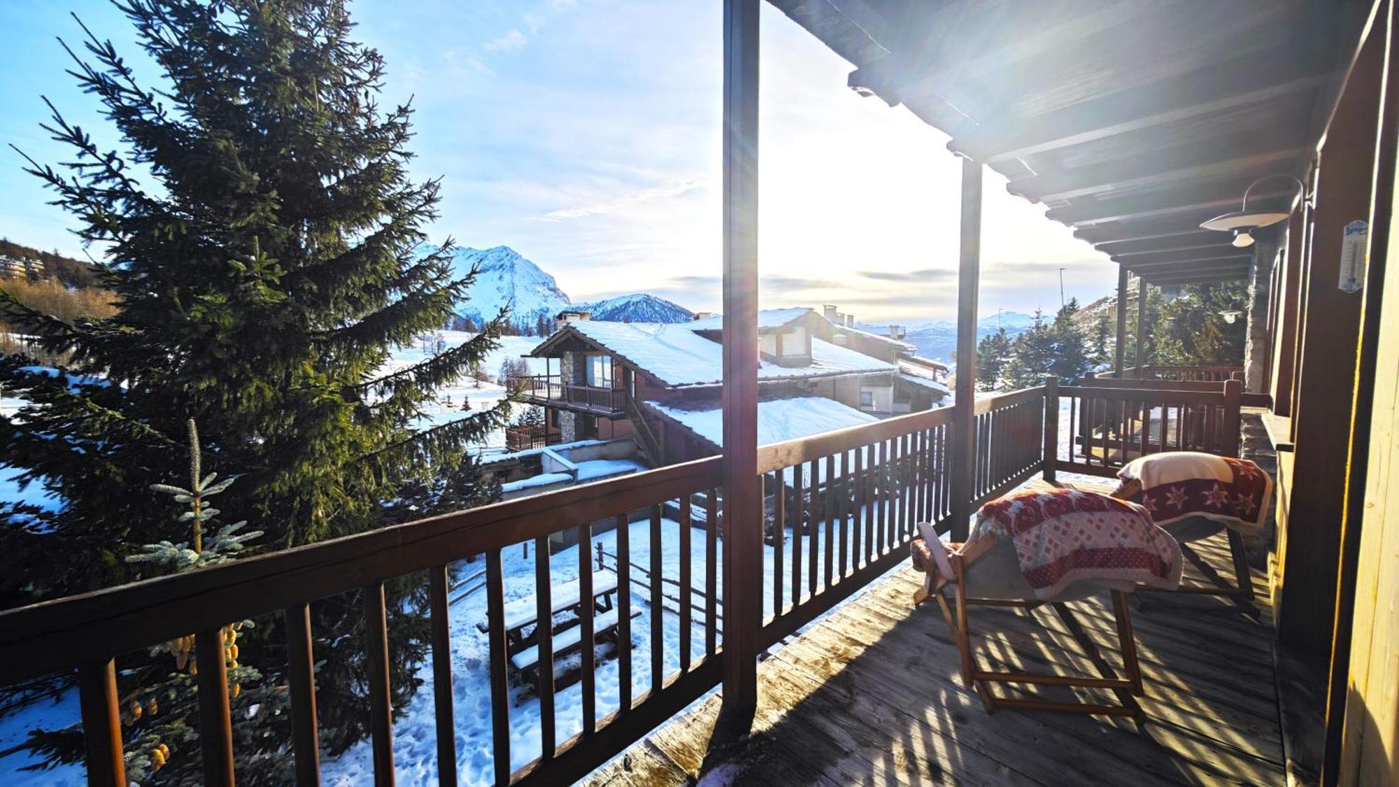 Hostdomus - Imperial Chalet Villa Colle Colle Sestriere Kültér fotó